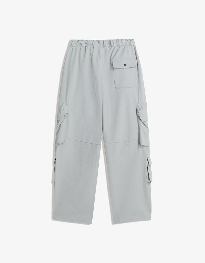 Bershka Calças Baggy Fit Técnicas Cargo Cinza