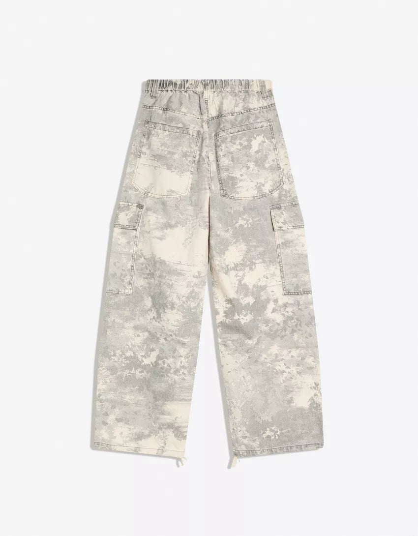 Bershka Calças Jeans Cargo Parachute Beige