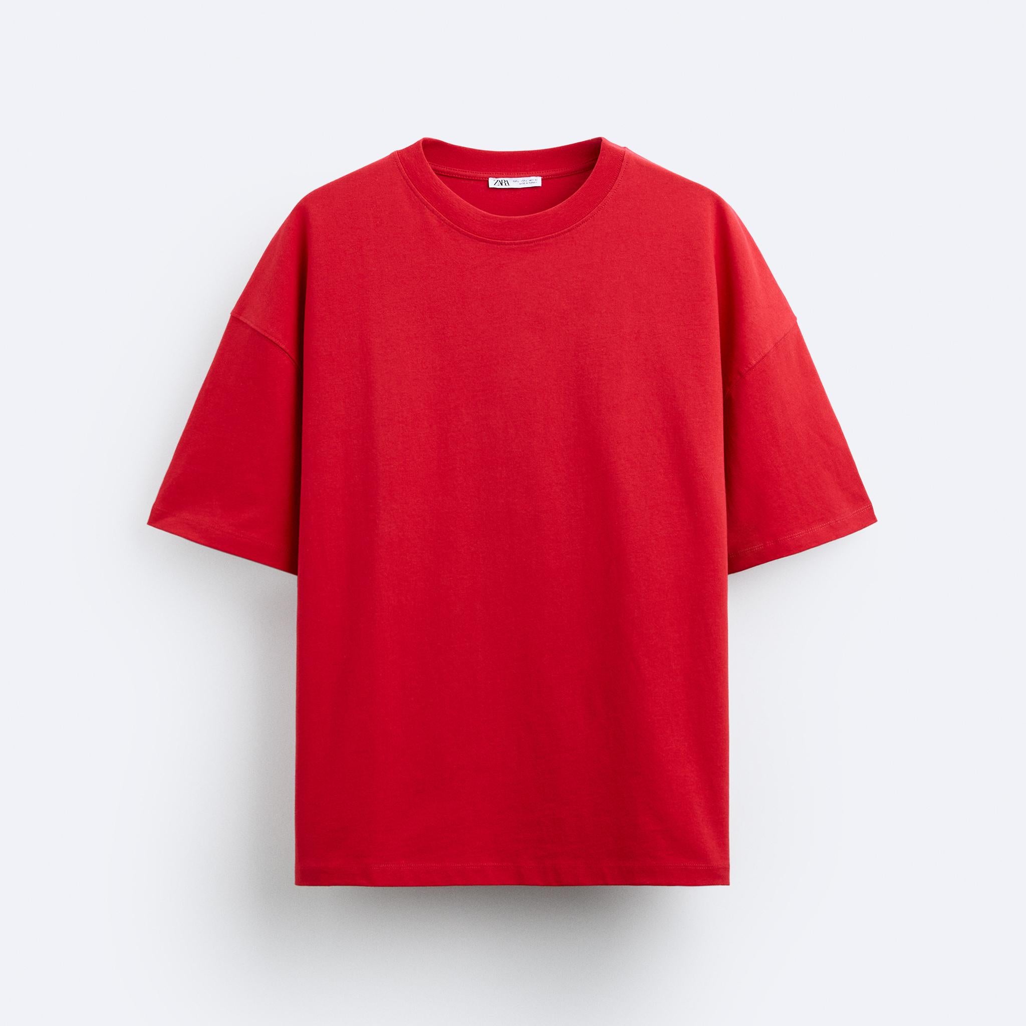 Zara T-Shirt Com Texto Distorcido