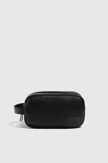 Pull&amp;Bear Necessaire Básica Preta