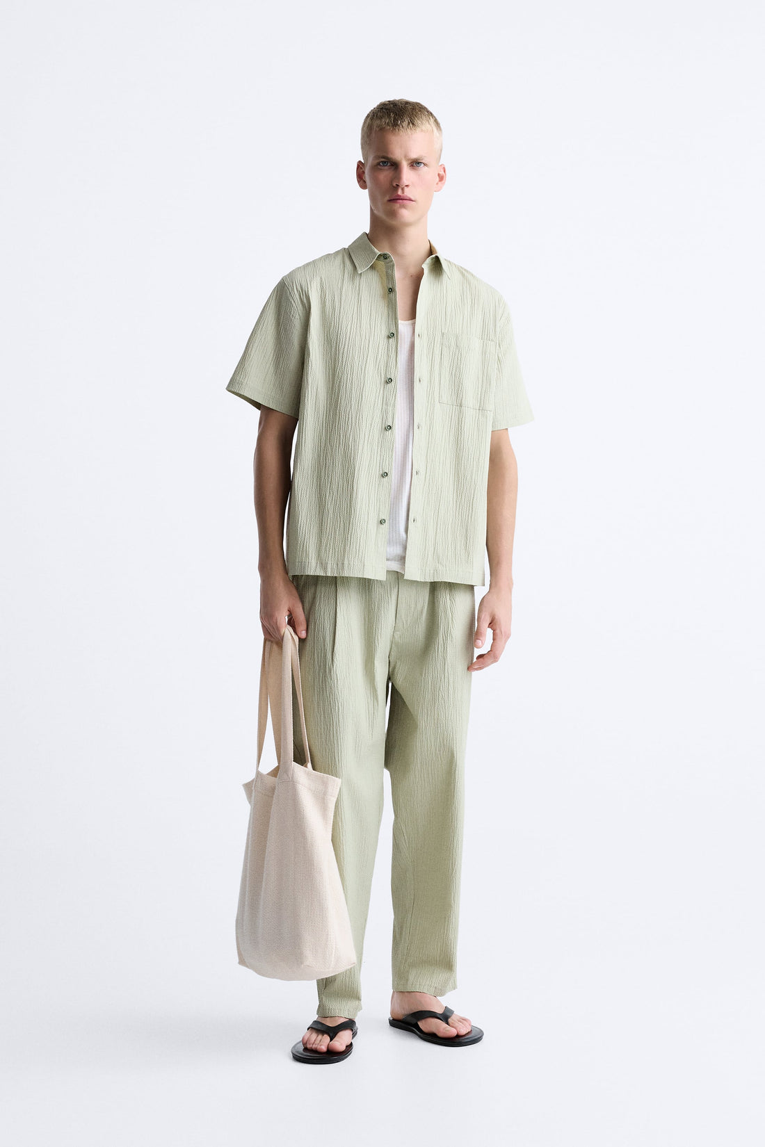 Zara Camisa Seesucker Com Bolso Verde