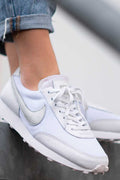 Nike Daybreak Silver