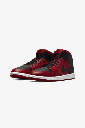 Air Jordan 1 Mid Reverse Bred