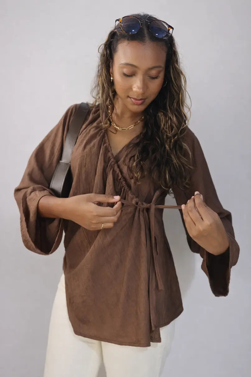 Kimono em Linho Amassado Castanho