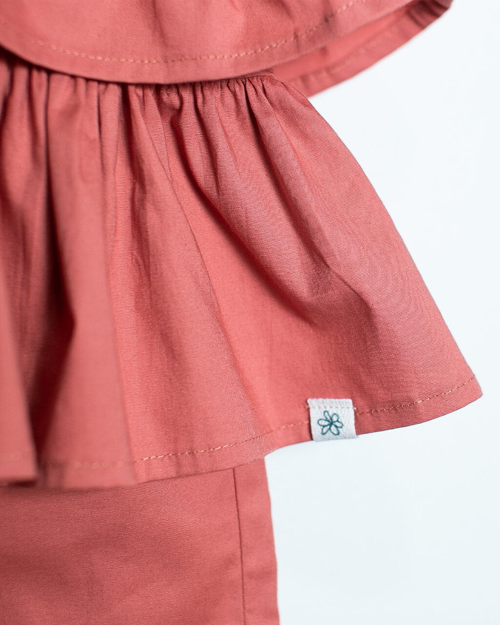 Siya Conjunto Girassol Top E Cal as Com Bordado E Folhos siya-conjunto-girassol-top-e-cal-as-com-bordado-e-folhos