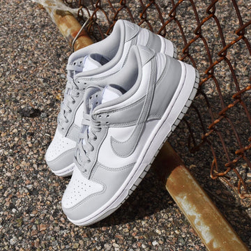 Nike dunk low grey fog